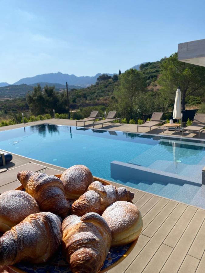 Sweet Cugnana Bed & Breakfast Bagian luar foto